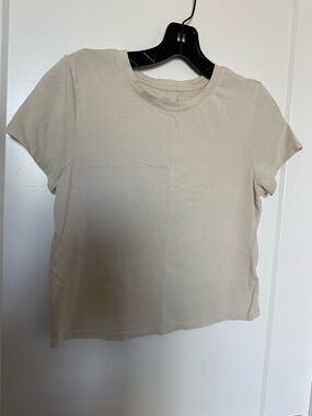 Old Navy Light Beige Short Sleeve Crewneck Tee